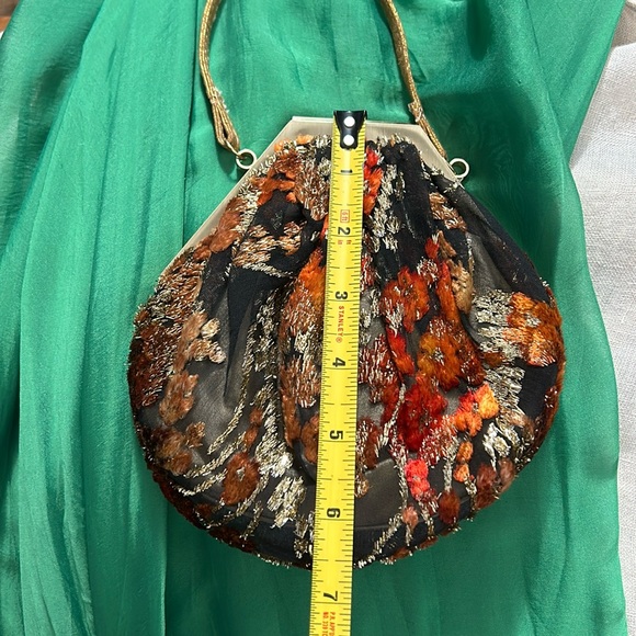 Moo Roo Vintage Gold Black Red Mesh Floral Cocktail Evening Bag - Picture 16 of 16